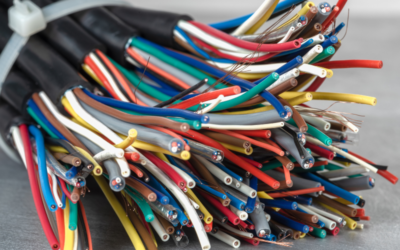 Cómo revisar las conexiones eléctricas en mi hogar o negocio